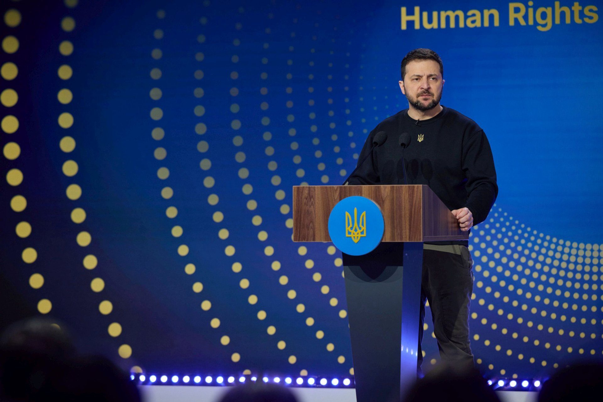 Der Karlspreis 2023 geht an den Präsidenten der Ukraine Wolodymyr Selenskyj und an das ukrainische Volk